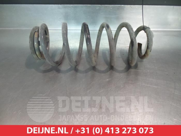 Toyota Urban Cruiser Schroefveer achter O380168
