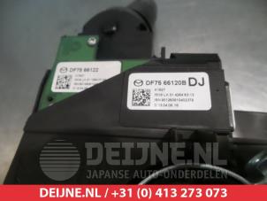 Mazda 2 Combischakelaar Stuurkolom O308203 foto 3