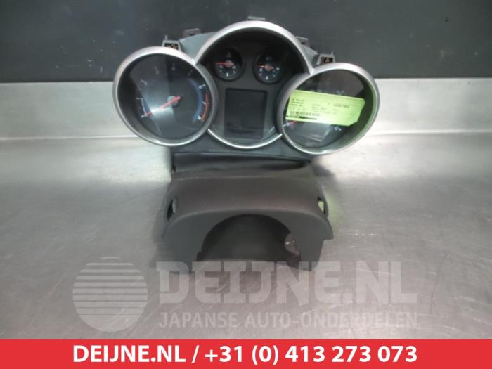Chevrolet Cruze Tacho - Kombiinstrument KM O304029