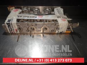 Toyota Aygo Cylinder head O352458 photo 2