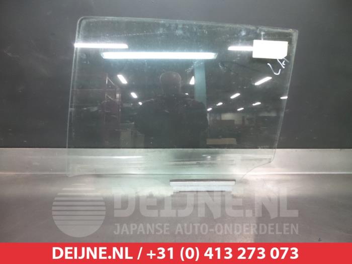 Daihatsu Sirion Portierruit 4Deurs links-achter O287866