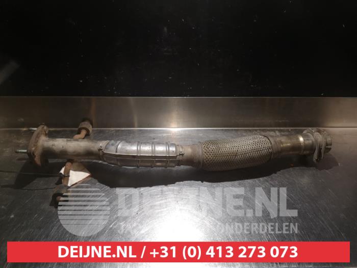 Gebruikte Voorpijp Uitlaat Suzuki Swift (ZA/ZC/ZD1/2/3/9) 1.3 D 16V Prijs € 25,00 Margeregeling aangeboden door V.Deijne Jap.Auto-onderdelen BV