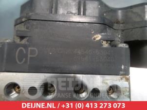 Lexus IS ABS Pomp O337969 foto 3
