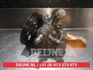 Suzuki Swift Power steering pump O331886 photo 3