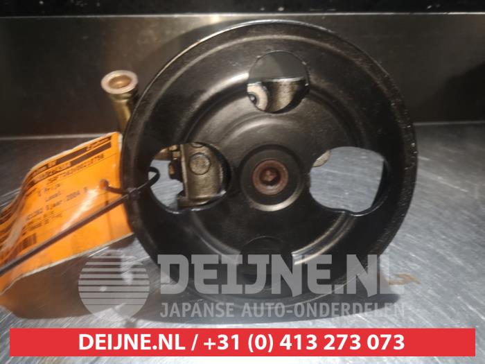 Gebruikte Servopomp Suzuki Grand Vitara I (FT/GT/HT) 2.0 TDi 16V Prijs € 25,00 Margeregeling aangeboden door V.Deijne Jap.Auto-onderdelen BV
