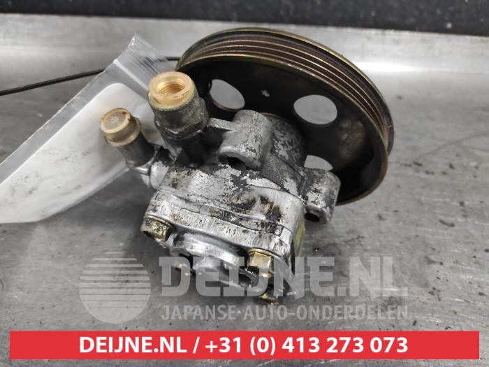 Gebruikte Stuurpomp Suzuki Liana (ERC/ERD/RH4) 1.3 MPi 16V Prijs € 35,00 Margeregeling aangeboden door V.Deijne Jap.Auto-onderdelen BV