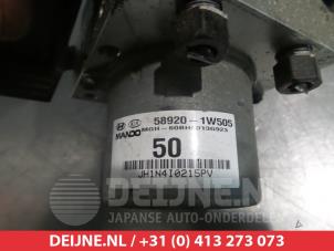 Kia Rio ABS pump O337794 photo 3