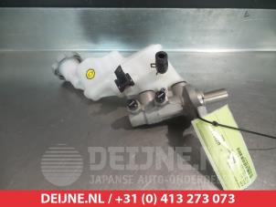 Gebruikte Hoofdremcilinder Kia Rio III (UB) 1.2 CVVT 16V Prijs € 30,00 Margeregeling aangeboden door V.Deijne Jap.Auto-onderdelen BV
