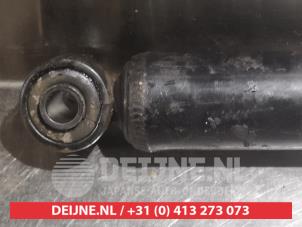 Suzuki Jimny Schokdemper links-achter O378831 foto 4