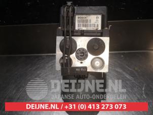 Suzuki Swift ABS pump O338301 photo 3