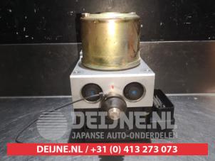 Suzuki Alto ABS Pomp O338285 foto 3