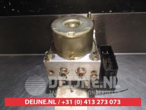 Suzuki Grand Vitara ABS Pomp O338342 foto 2
