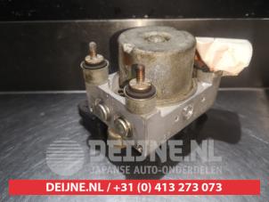 Suzuki Grand Vitara ABS pump O338345 photo 3