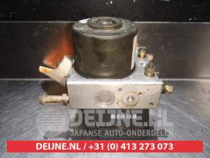 Suzuki Liana ABS Pomp O338320 foto 3