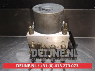 Subaru Impreza ABS pump O337722 photo 2