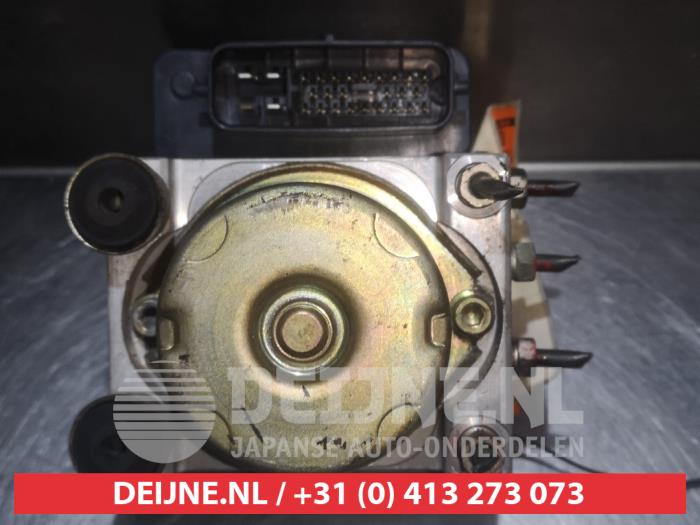 Gebruikte ABS Pomp Suzuki Grand Vitara I (FT/GT/HT) 2.0 TDi 16V Prijs € 50,00 Margeregeling aangeboden door V.Deijne Jap.Auto-onderdelen BV