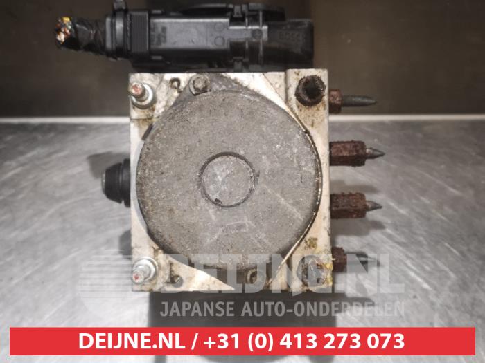 Gebruikte ABS Pomp Suzuki SX4 (EY/GY) 1.6 16V VVT Comfort,Exclusive Autom. Prijs € 100,00 Margeregeling aangeboden door V.Deijne Jap.Auto-onderdelen BV