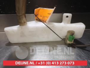 Subaru Impreza Scheibensprühertank hinten O301548 foto 2