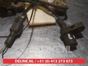 Subaru Impreza ABS Sensor O327323 foto 2