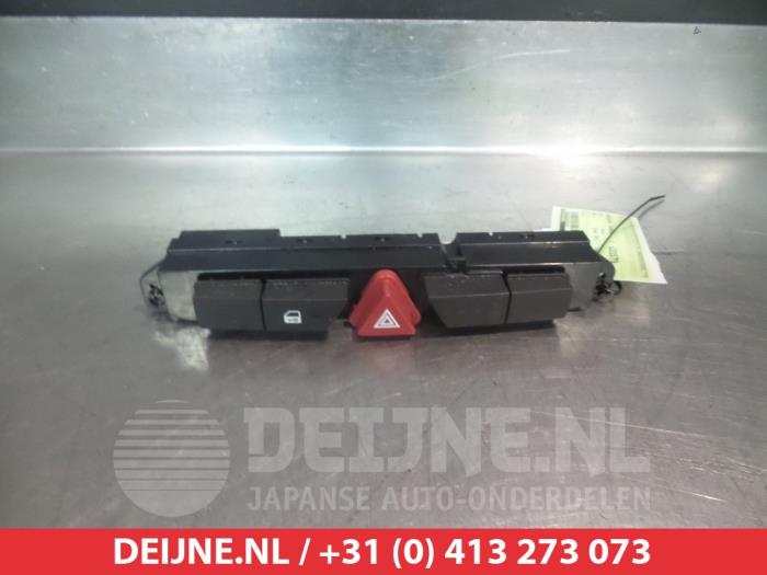Kia Ceed Panic lighting switch O310579