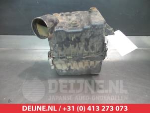 Gebruikte Luchtfilterhuis Toyota RAV4 (A3) 2.2 D-CAT 16V 4x4 Prijs € 50,00 Margeregeling aangeboden door V.Deijne Jap.Auto-onderdelen BV