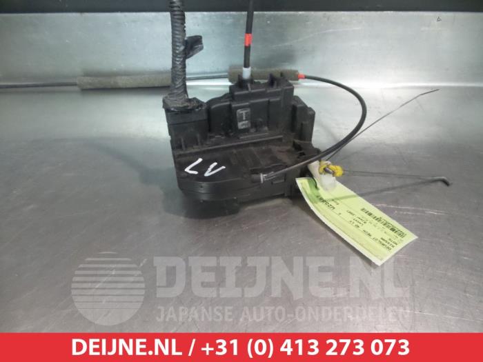 Nissan Note Door lock mechanism 4-door, front left O279505