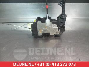 Nissan Note Door lock mechanism 4-door, front left O279505 photo 2