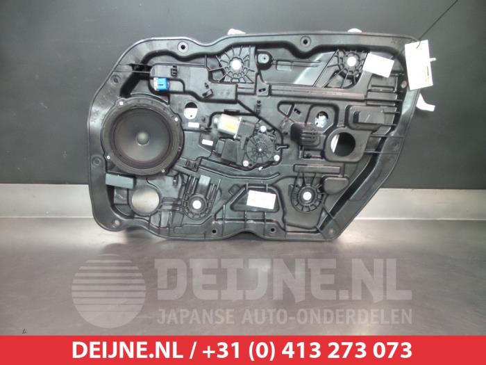 Kia Ceed Ruitmechaniek 4Deurs rechts-voor O276749