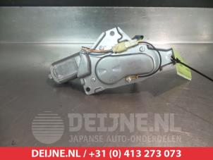 Suzuki Jimny Scheibenwischermotor hinten O301358 foto 2