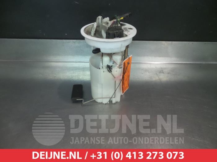 Gebruikte Tank element Pomp Mazda 3 (BL12/BLA2/BLB2) 1.6i MZR 16V Prijs € 35,00 Margeregeling aangeboden door V.Deijne Jap.Auto-onderdelen BV