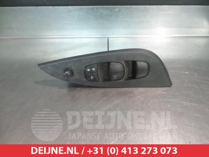 Nissan Pulsar Combischakelaar ramen O311698