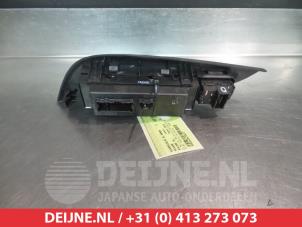 Nissan Pulsar Multi-functional window switch O311698 photo 2