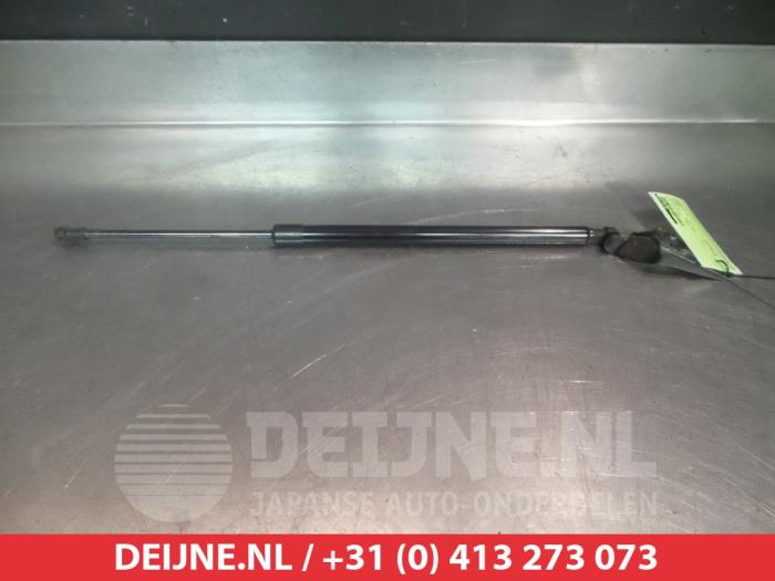Nissan Pulsar Gasdemper links-achter O293835