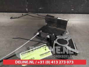 Kia Rio Door lock mechanism 4-door, front left O279597 photo 2