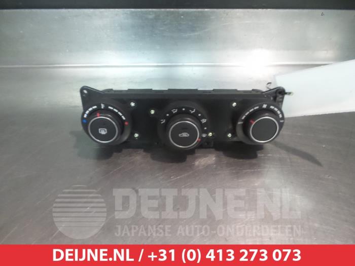 Kia Ceed Heater control panel O305874