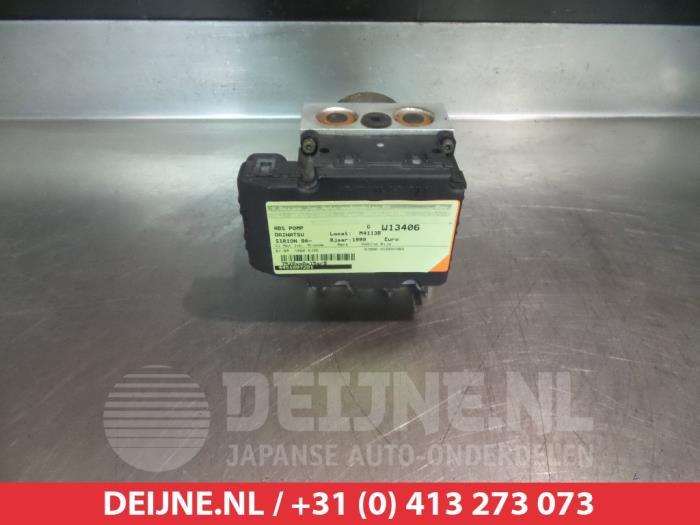 Gebruikte ABS Pomp Daihatsu Sirion/Storia (M1) 1.0 12V Prijs € 75,00 Margeregeling aangeboden door V.Deijne Jap.Auto-onderdelen BV