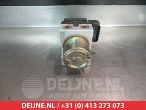 Daihatsu Sirion ABS Pomp O338241 foto 2