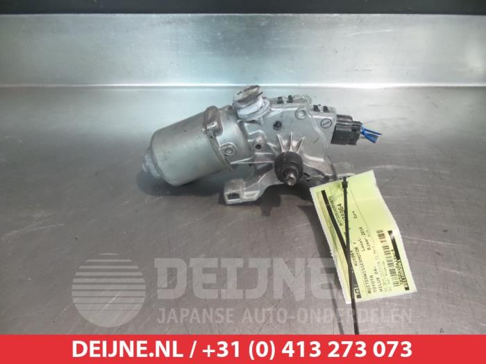 Toyota Hilux Front wiper motor O349333