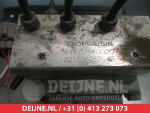 Toyota Landcruiser ABS Pomp O338632 foto 3