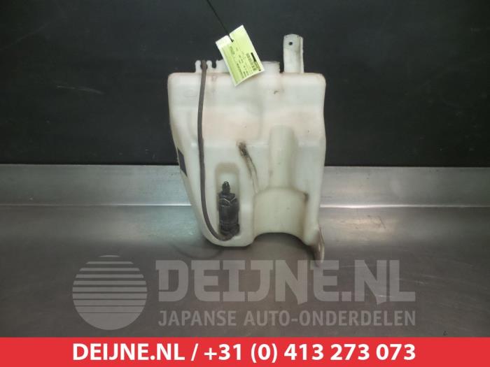 Nissan Micra CC Front windscreen washer reservoir O340529