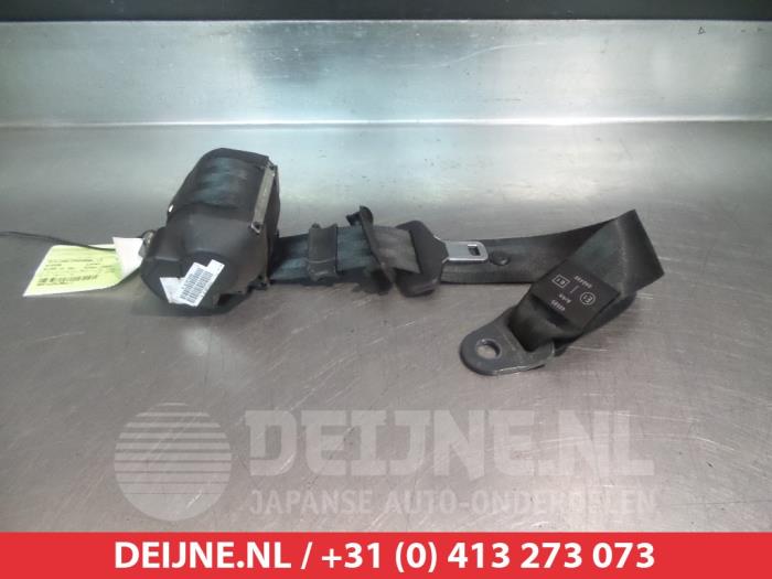 Nissan Micra CC Rear seatbelt, left O315714