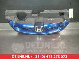 Gebruikte Grille Honda Civic (EP/EU) 1.7 16V Prijs € 35,00 Margeregeling aangeboden door V.Deijne Jap.Auto-onderdelen BV