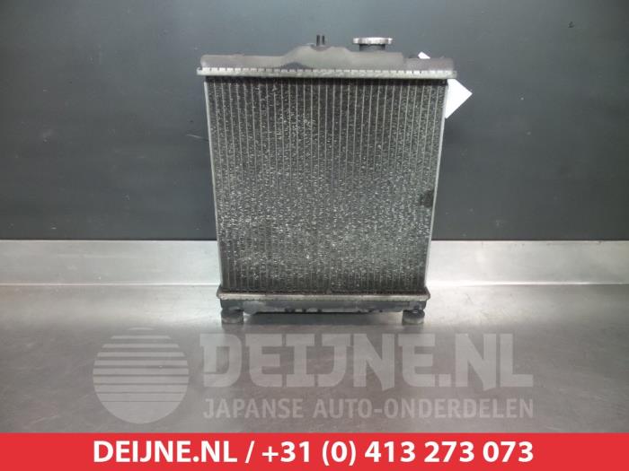 Gebruikte Radiateur Honda Civic Aerodeck (MB/MC) 1.4i S 16V Prijs € 25,00 Margeregeling aangeboden door V.Deijne Jap.Auto-onderdelen BV