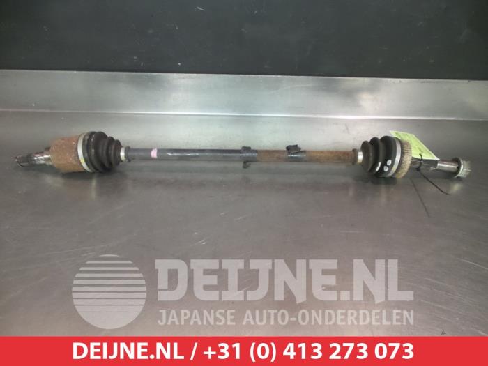 Nissan Qashqai Antriebswelle links hinten O374808