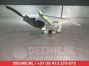 Toyota Aygo Deurslot Mechaniek 2Deurs rechts O279335 foto 2