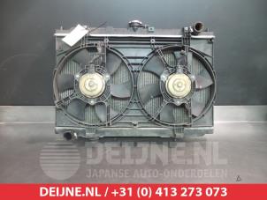 Nissan Almera Tino Radiateur O339646 foto 2