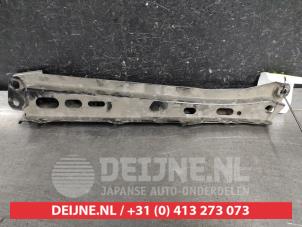 Gebruikte Subframe Toyota Auris (E18) 1.8 16V Hybrid Prijs € 50,00 Margeregeling aangeboden door V.Deijne Jap.Auto-onderdelen BV