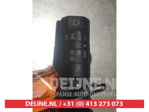 Nissan Navara Licht Schakelaar O306861 foto 2