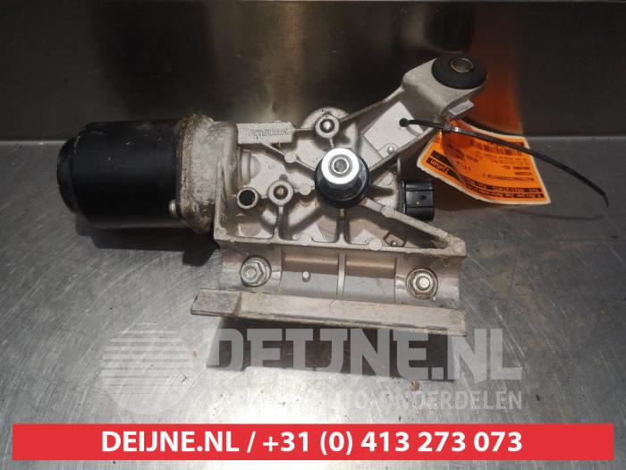 Nissan Navara Front wiper motor O348721