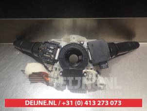 Mitsubishi Pajero Steering column stalk O308859 photo 4
